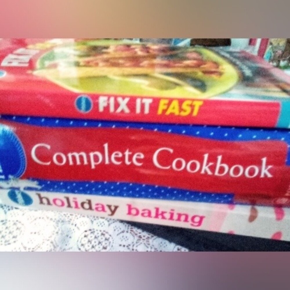 3 Pillsbury Complete Cook Book Fix It Fast and Holiday Baking Books